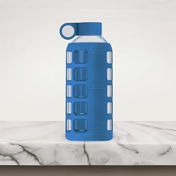 purifyou Glass Water Bottle Bundle with Time & Volume Markings: This set features three reusable glass bottles in distinct colors: Chinese Porcelain (22oz), Glow In Dark (12oz), Pearled Ivory (12oz)