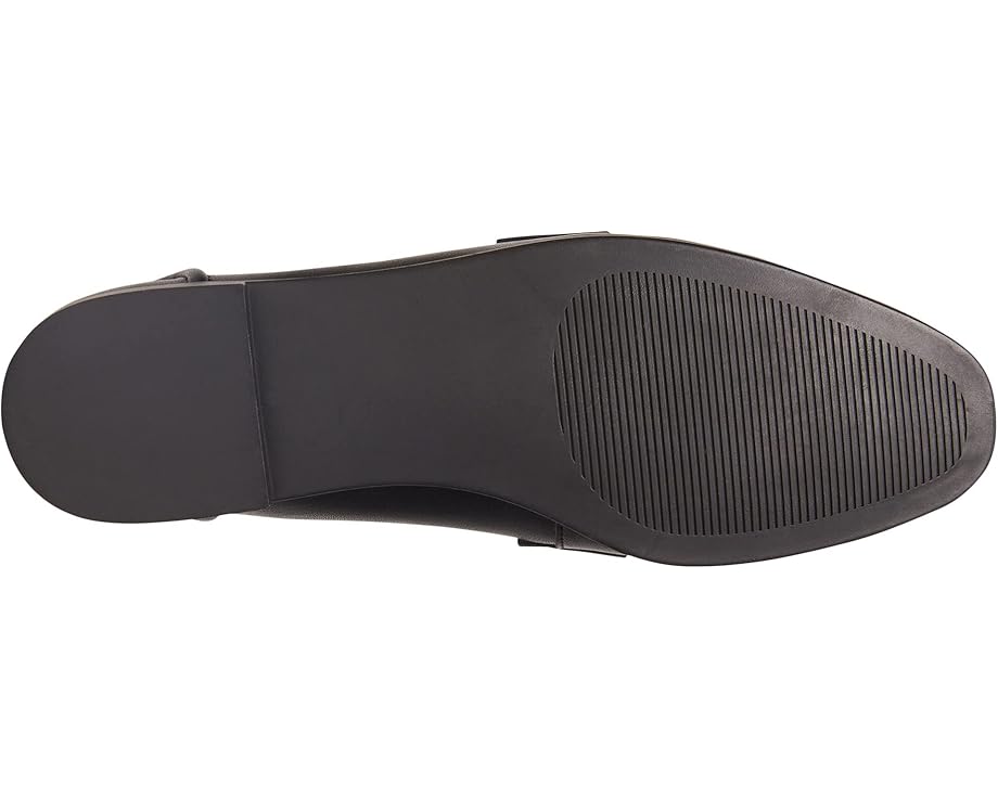 Steve Madden Carrine-P Flat - Bottom View