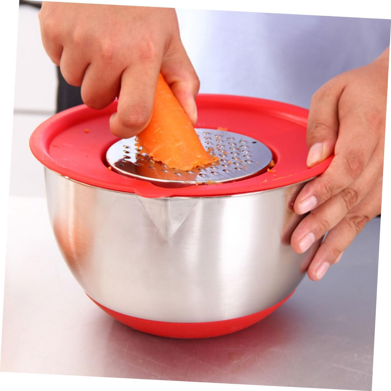 Stainless Steel Mixing Salad Bowl Set with Silicone Base and Red Handles, 18cm 20cm Multi-function Reusable Food Bowls with 2 Lettered Lids and 3 Graters, for Baking, Kneading