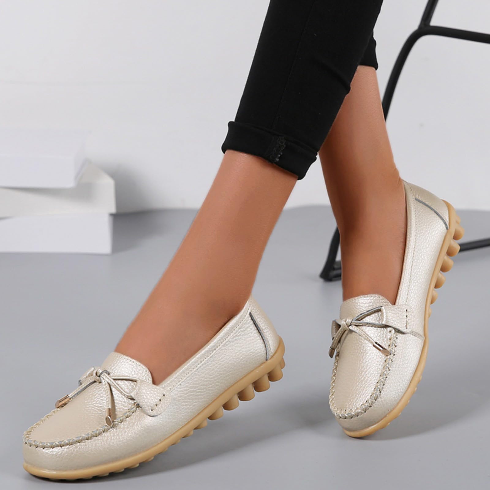 2026 Zapatos de mujer con lazo de color sólido, planos, antideslizantes, talla grande, zapatos individuales, zapatos casuales