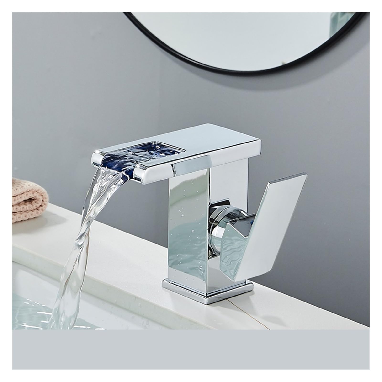 Mitigeur cascade LED chrome pour lavabo design moderne