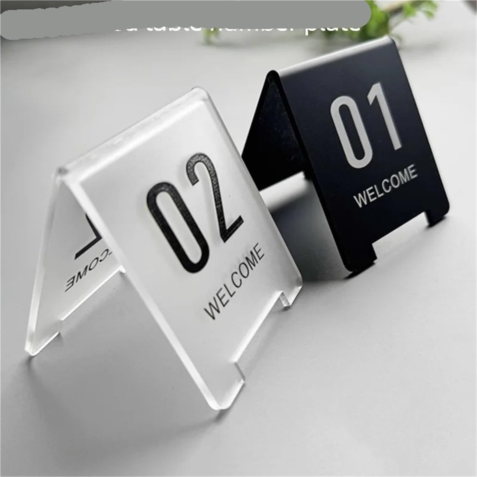 10 pz Numeri di Tabella Su Misura Doppi Lati In Piedi Scrivania Segno Piatti for Ristorante Cafe Bar Indicatore Posto Riservato Carta 1-10 Per Forniture(Transparent,8x9cm)
