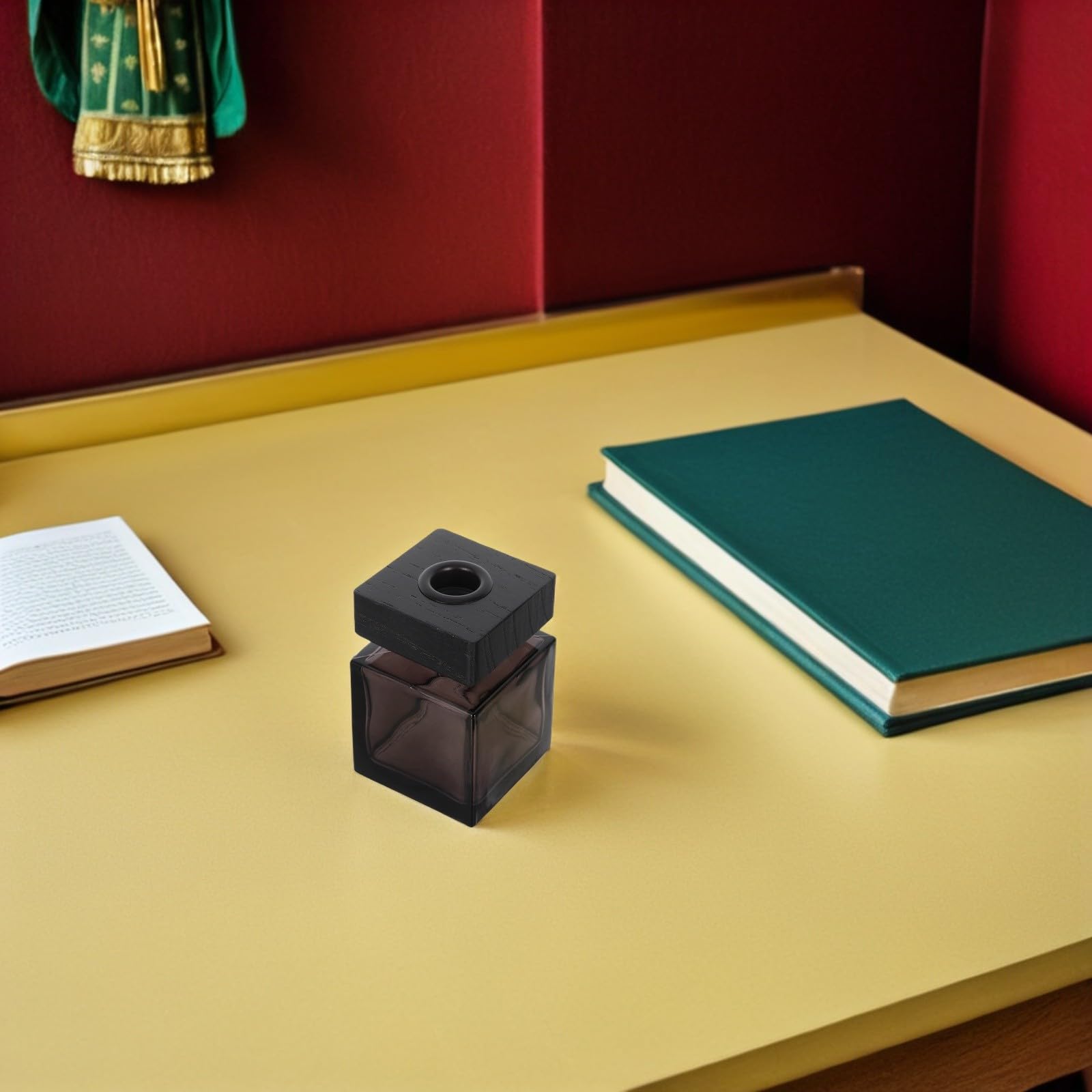 jojofuny Flaconi Diffusori in Vetro Quadrati da 100 Ml con Coperchio in Legno Set da 2 per Oli Essenziali Diffusore di Fragranze Ricaricabile per Casa Auto e Camera da Letto Accessori