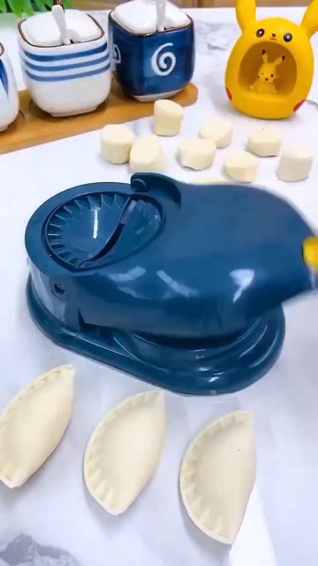 Buy VTech Momos Maker Machine, Dumpling Skin Press Mould for