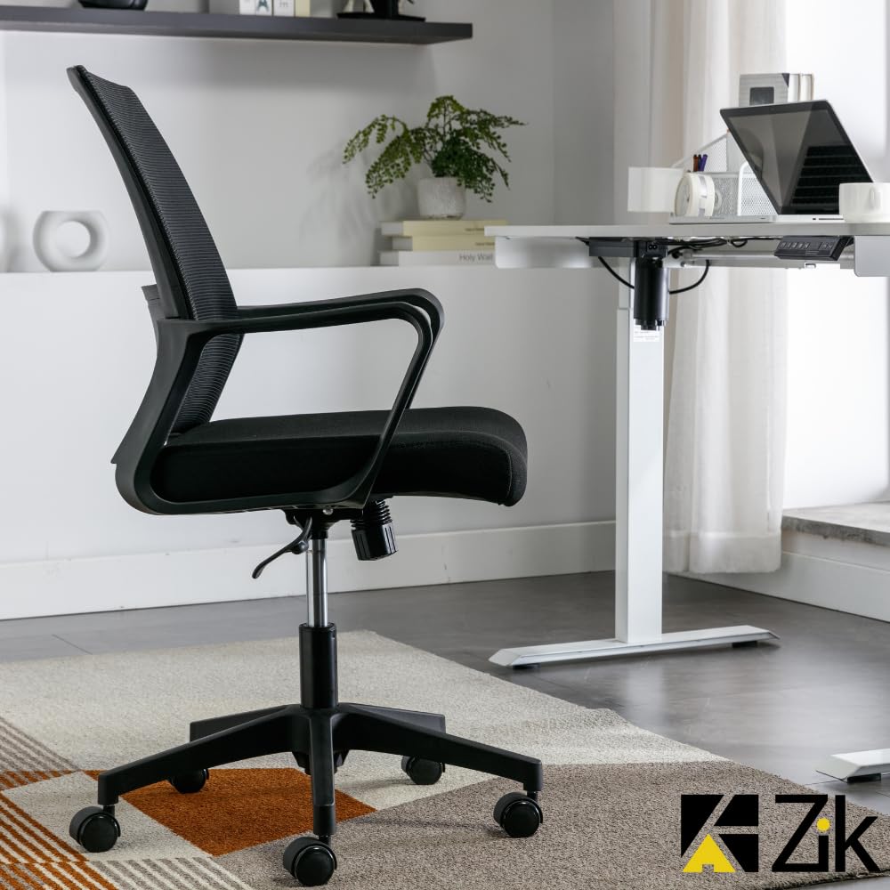 ZIK - Sedia da Ufficio Ergonomica Posturale, Poltrona Ufficio con Supporto Lombare, Sedia Comoda Scrivania con Rotelle, Braccioli, Regolabile in Altezza (45x51x94/100h (Black)