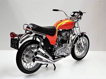 【希少・レア】トライアンフハリケーンx75 1/12スケール レア物トライアンフハリケーンx75かなり希少 - メルカリ