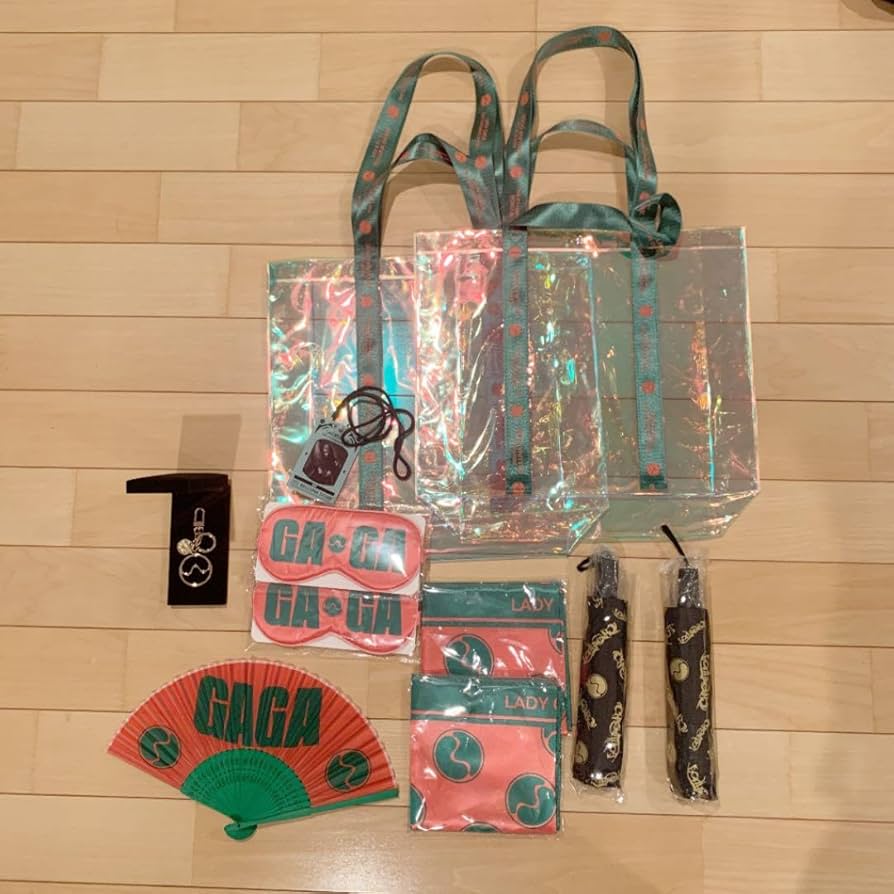 レディ・ガガ クロマティカツアーグッズ(VIP席限定グッズ付き)☆ 14点セット Lady Gaga Chromatica Ball VIP Merch 2022 Japan Performance