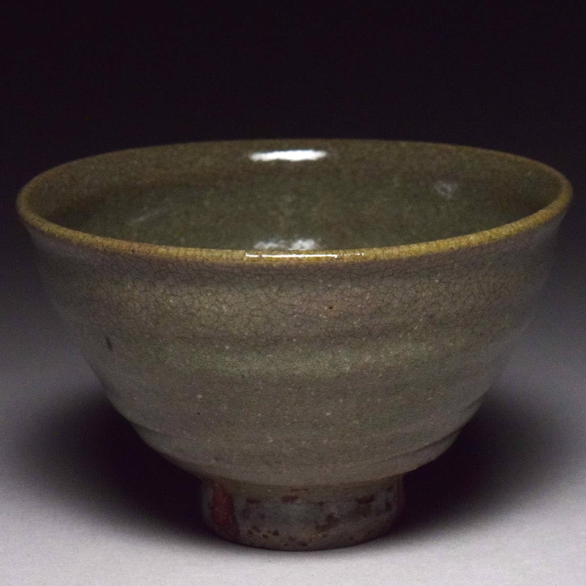 佐久間勝山作 萬古焼 松古窯 茶碗 抹茶椀 茶道具 共箱 共布 Amazon.co.jp: 萬古焼松古窯佐久間勝山井戸写茶碗共箱布茶道具抹茶碗