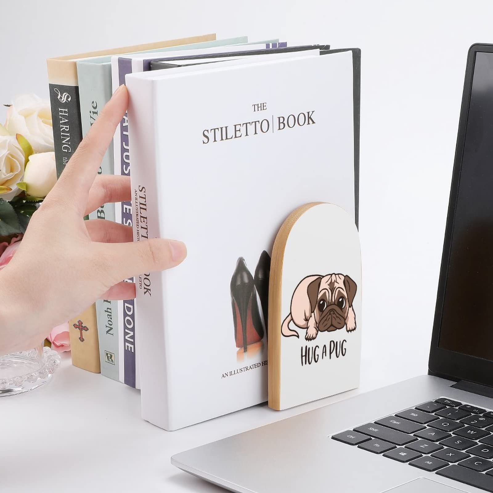 Amazon.co.jp: パグを抱きしめる ブックエンド 滑り止めおしゃれ本立て