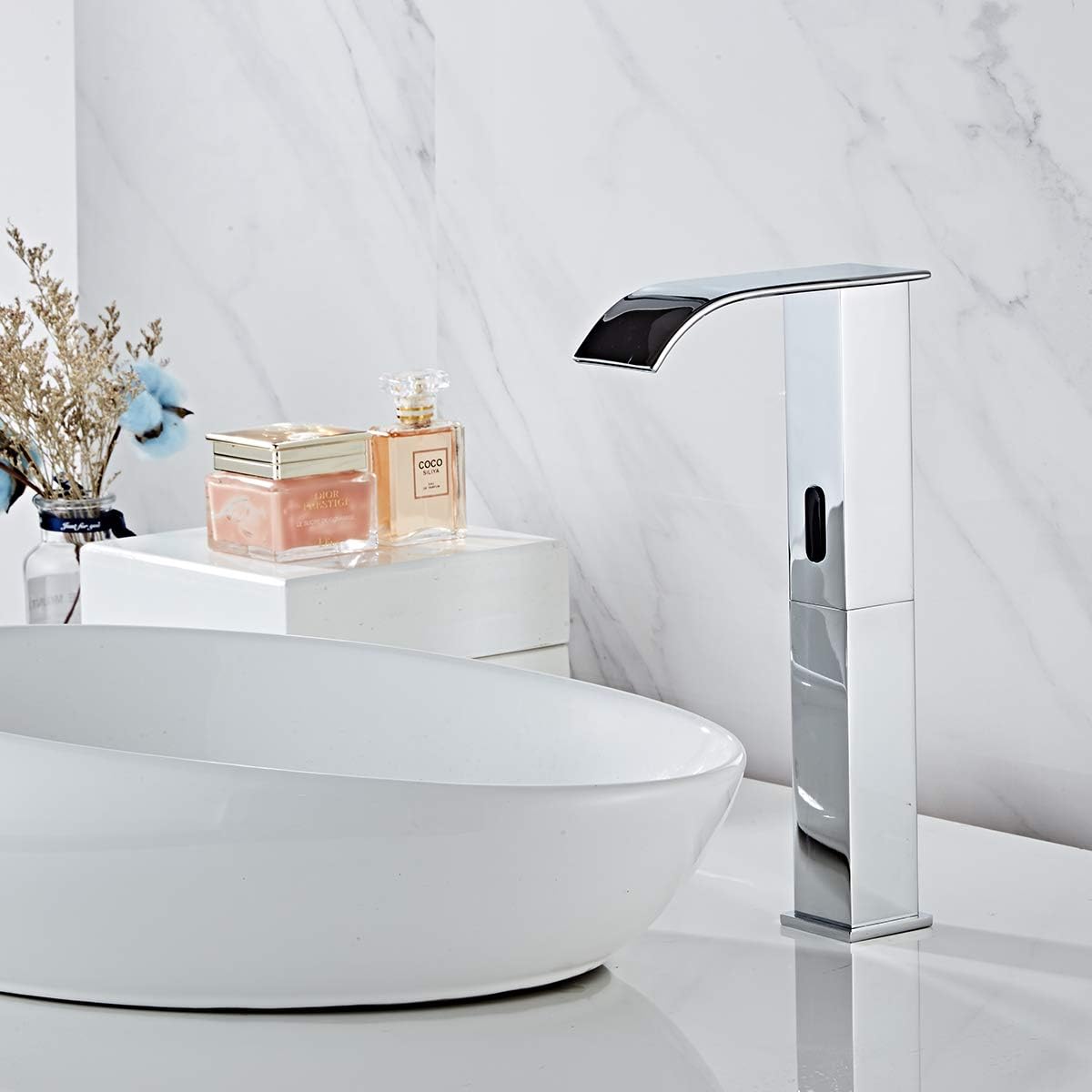 Lоwеѕt Prісе Automatic Sensor Bathroom Vessel Sink Faucet Waterfall Electronic Motion Bathroom Faucet Square Body Touch-Less Hands Free Energy Saving Water Tap Dual Powered One Hole Lavatory Vanity Basin Faucet