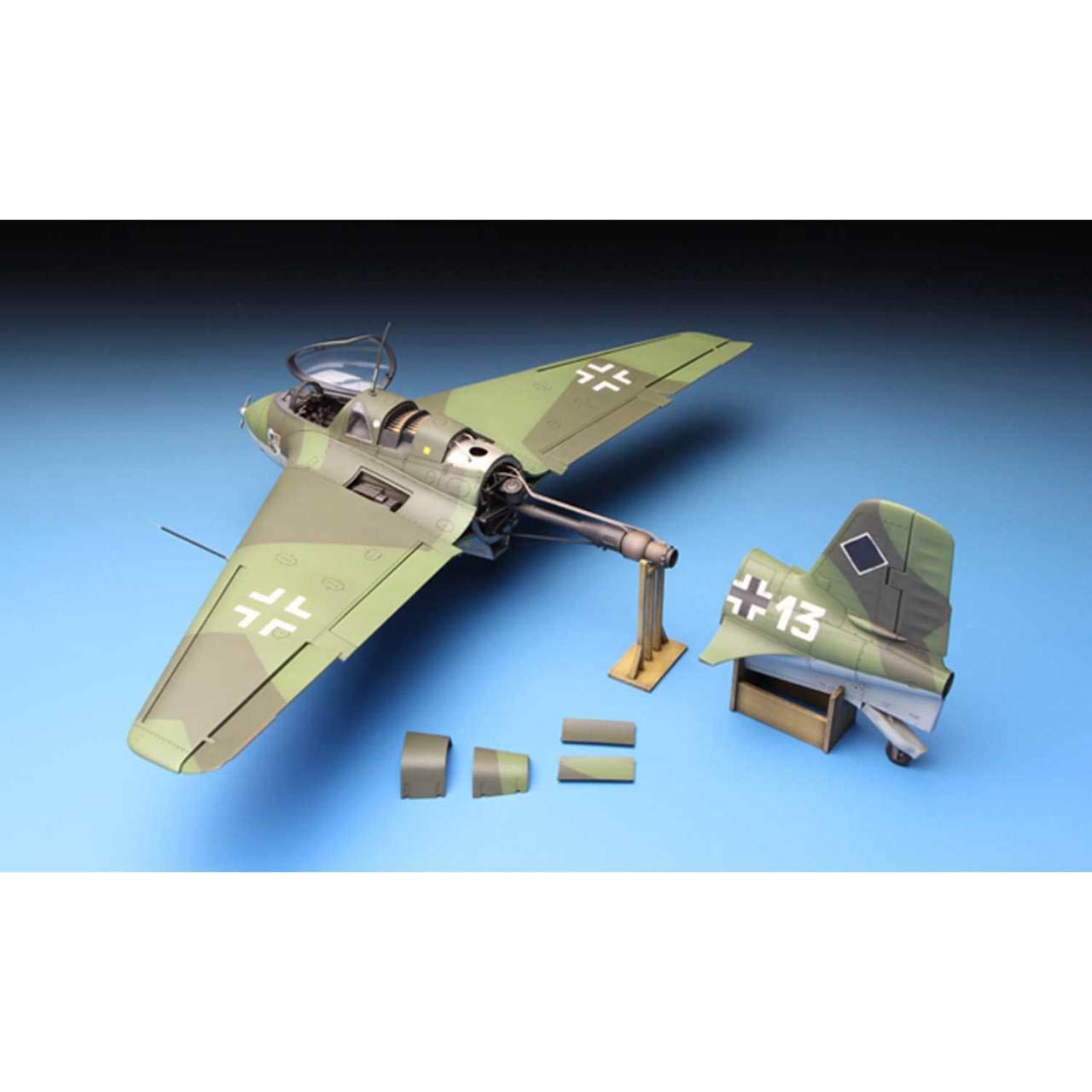 Amazon | モンモデル 1/32 メッサーシュミット Me163B コメット