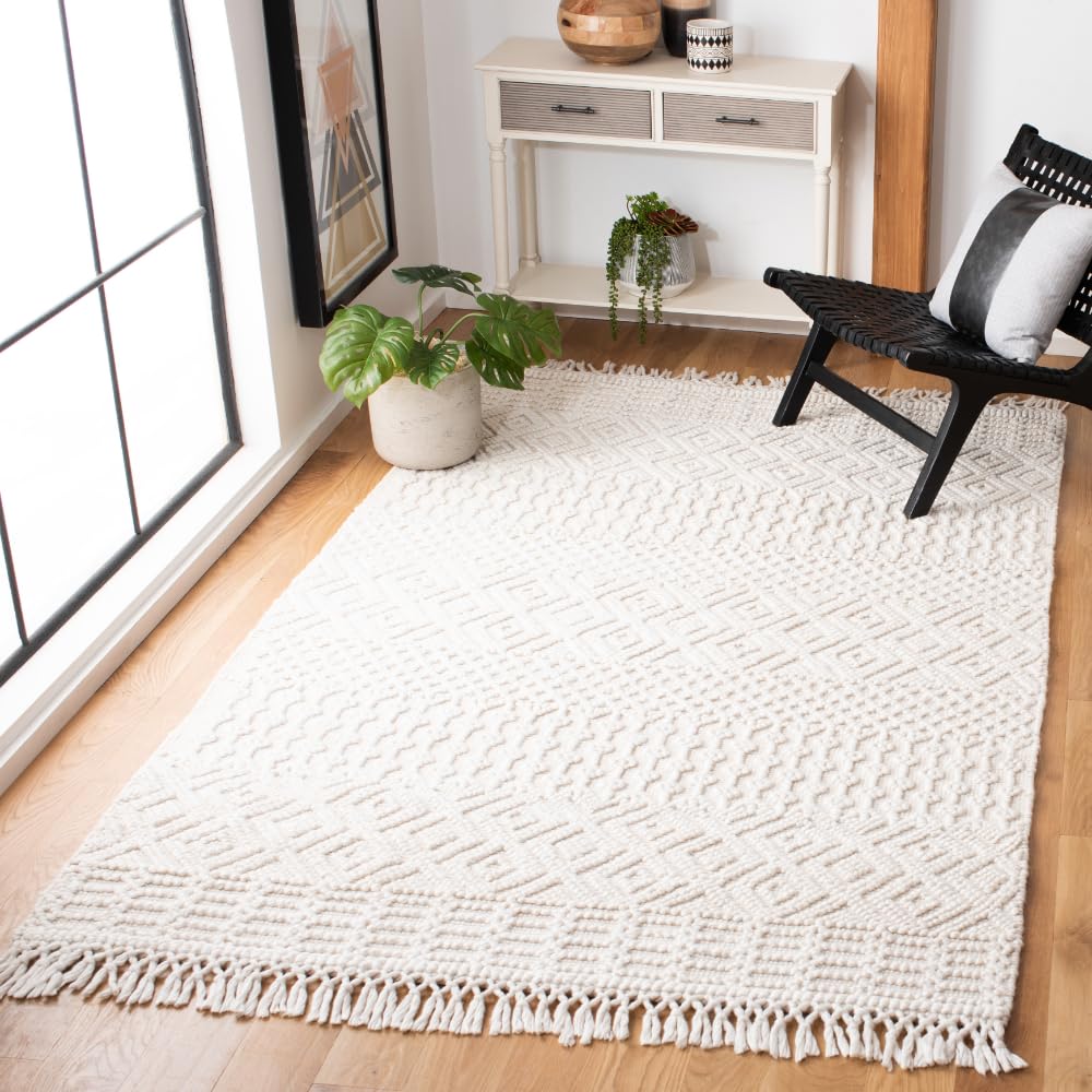 safavieh casablanca collection area rug - 6' x 9', ivory, handmade boho fringe, 0.5-inch thick ideal for high traffic areas in living room, bedroom (csb276a)