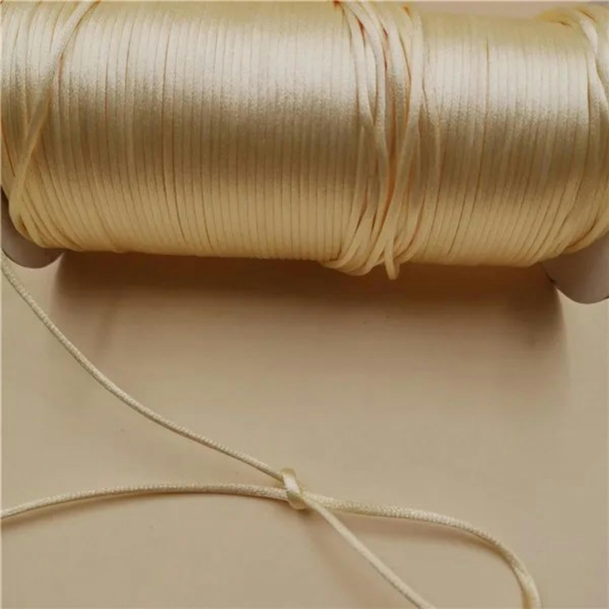 2MM Macrame Intrecciato Seta Corda Macrame Corda Filo Filo Fai Da Te Nodo Cinese Braccialetti Di Raso Che Fanno Risultati Perline 10-225 Metri-Avorio 520-225 metri rotolo intero