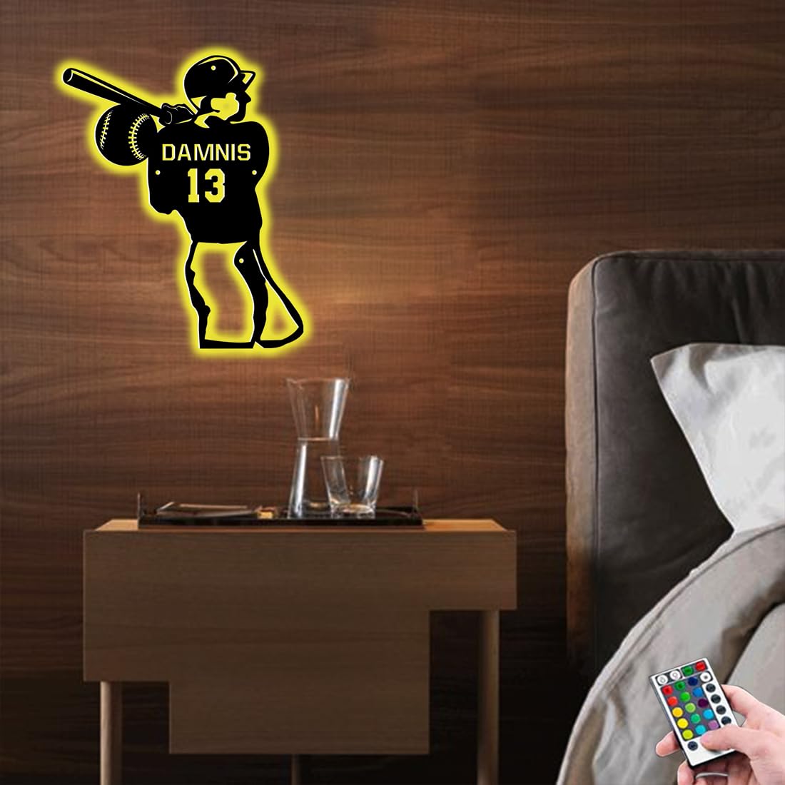 SSRUI Insegne al neon su ordinazione del giocatore di calcio per la decorazione della parete, arte della parete del metallo di calcio, regalo personalizzato della luce del segno del neon del LED