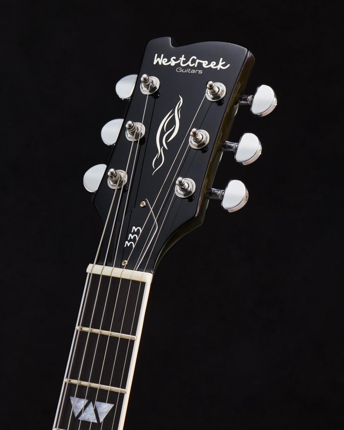 WestCreek 333 E-Gitarre mit 6 Saiten, Semi Hollow Body Jazz E-Gitarre, Alnico Humbucker Pickups, Roosewood Griffbrett, Rounded End Jumbo Frets, Full (Bernstein)
