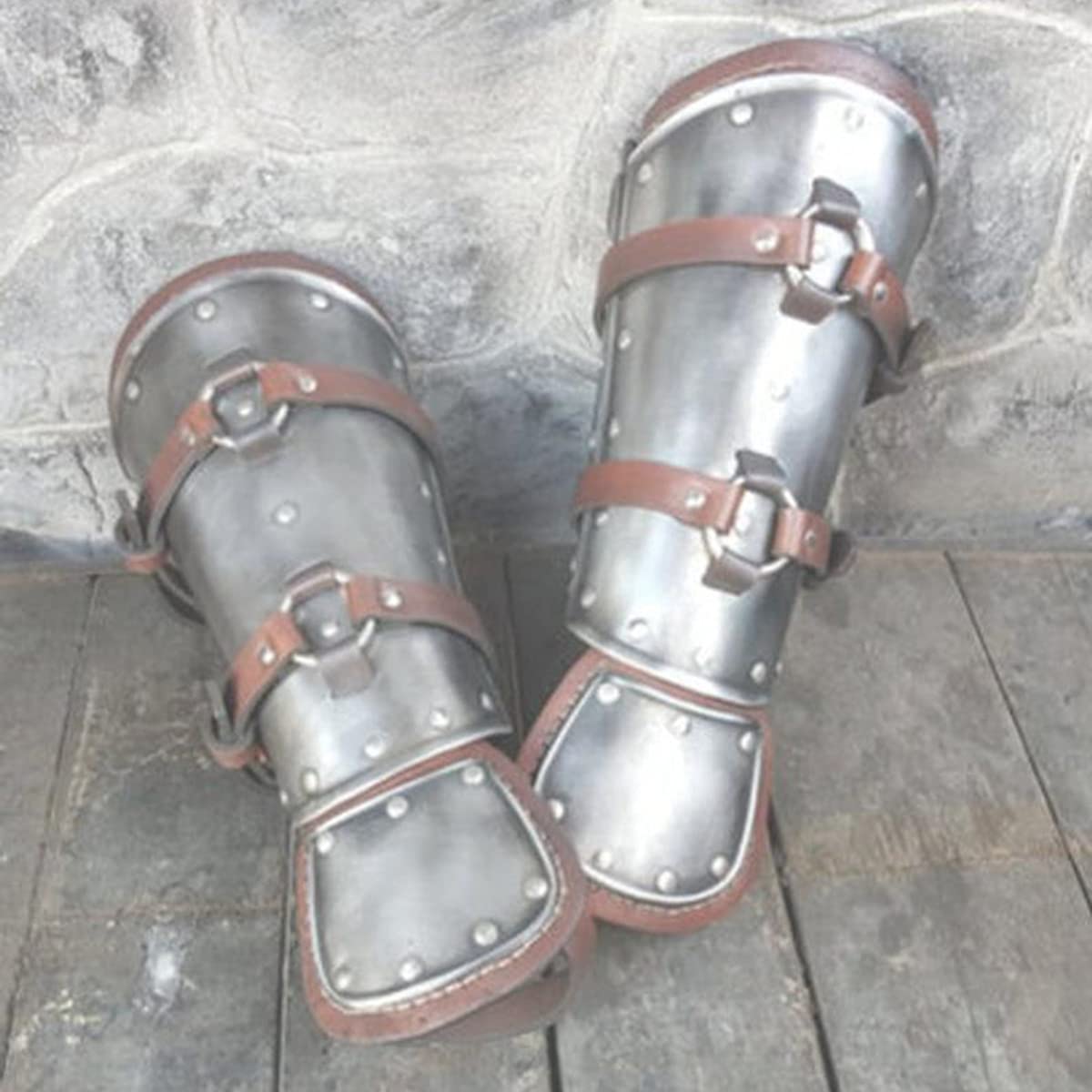 Faux skórzane osłony na ramię-średniowieczny metalowy styl zbroi naramienniki-viking Battle Bracer vambraces retro regulowany pasek klamra przebranie na karnawał