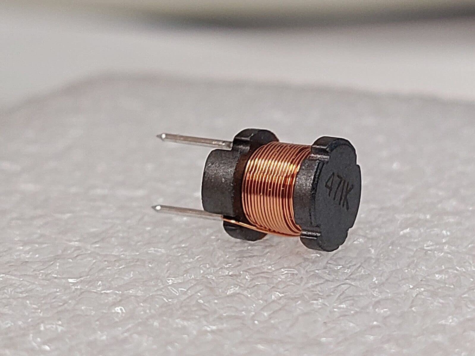 (1x) 7016LYF-471K, TOKO