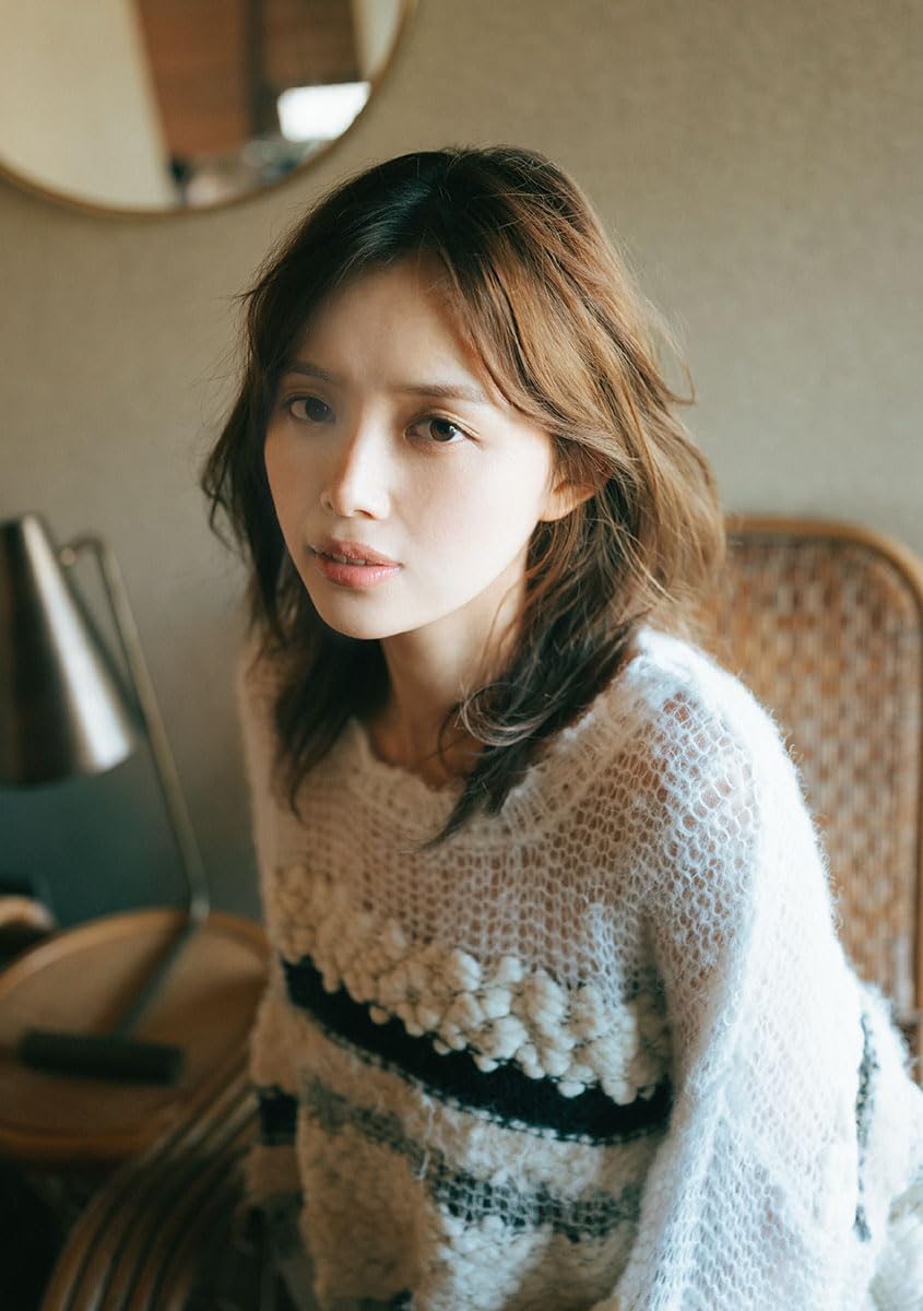 Amazon | トライエックス 卓上 森日菜美 2026年カレンダー A5・28P CL