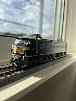 TOMIX EF66形電気機関車 (前期型‣JR貨物新更新車) HO-119 610b0DAR1uL._UF350,350_QL50_.jpg