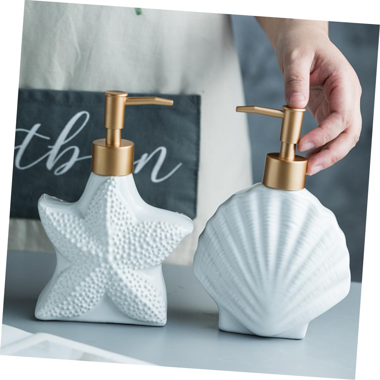 VALICLUD Botella Dispensadora de Cerámica White Bomba en Forma, Capacidad 330ml, Fácil de Rellenar y Ligera para Uso en Baño Doméstico