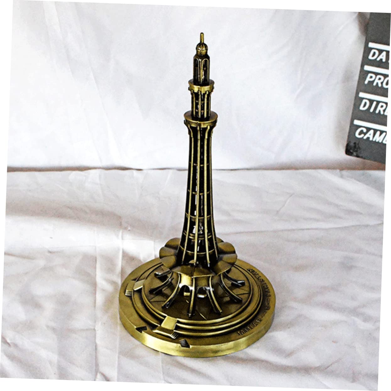 Zerodeko Unique Pakistan Tower Model Iron Tower Craft Decor Perfect for Room Office Photo Props