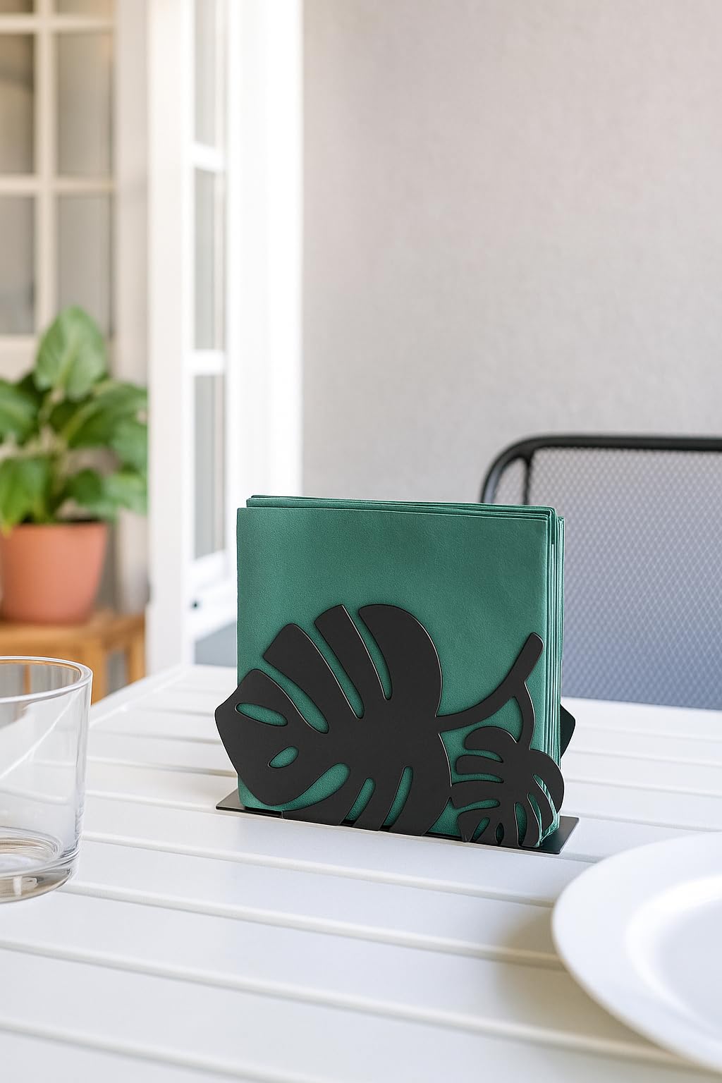 Amazon.co.jp: リーフナプキンホルダー ブラック : Home & Kitchen