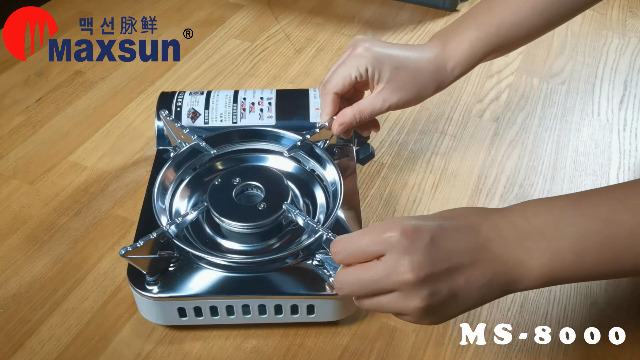 MARTIN Réchaud de camping portable au butane avec étui | Réchaud à gaz portable pour le camping | Réchaud de camping compact | Refroidissement à l'air sûr | Réchaud de camping portable à brûleur