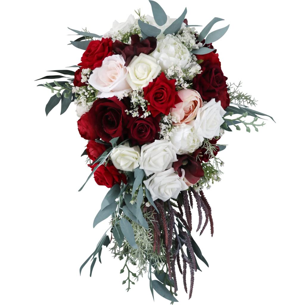 Bouquet de mariée fleurs de simulation pour immortaliser votre grand jour en extérieur