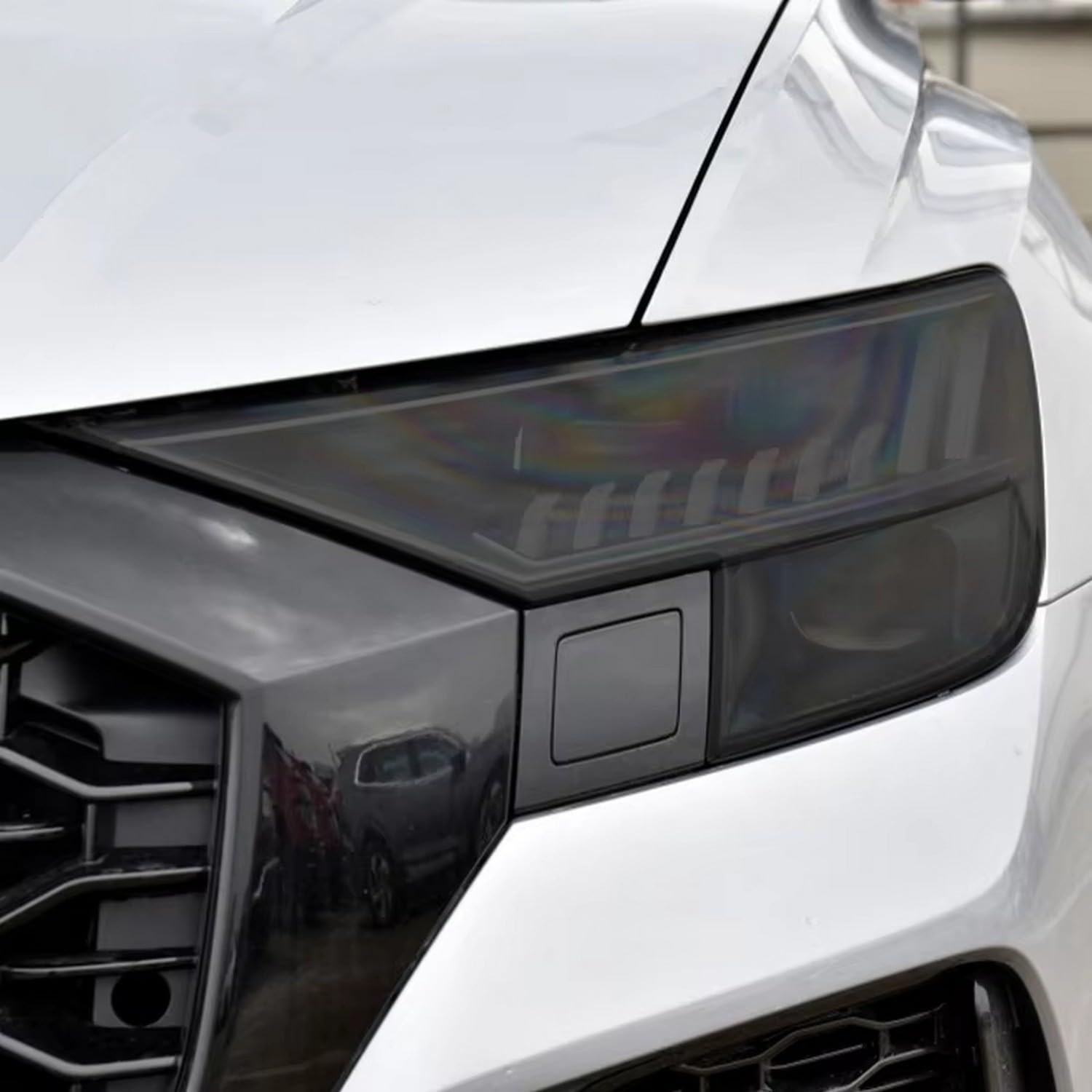 Film de protection en TPU noir fumé pour phares Audi SQ8 look sportif