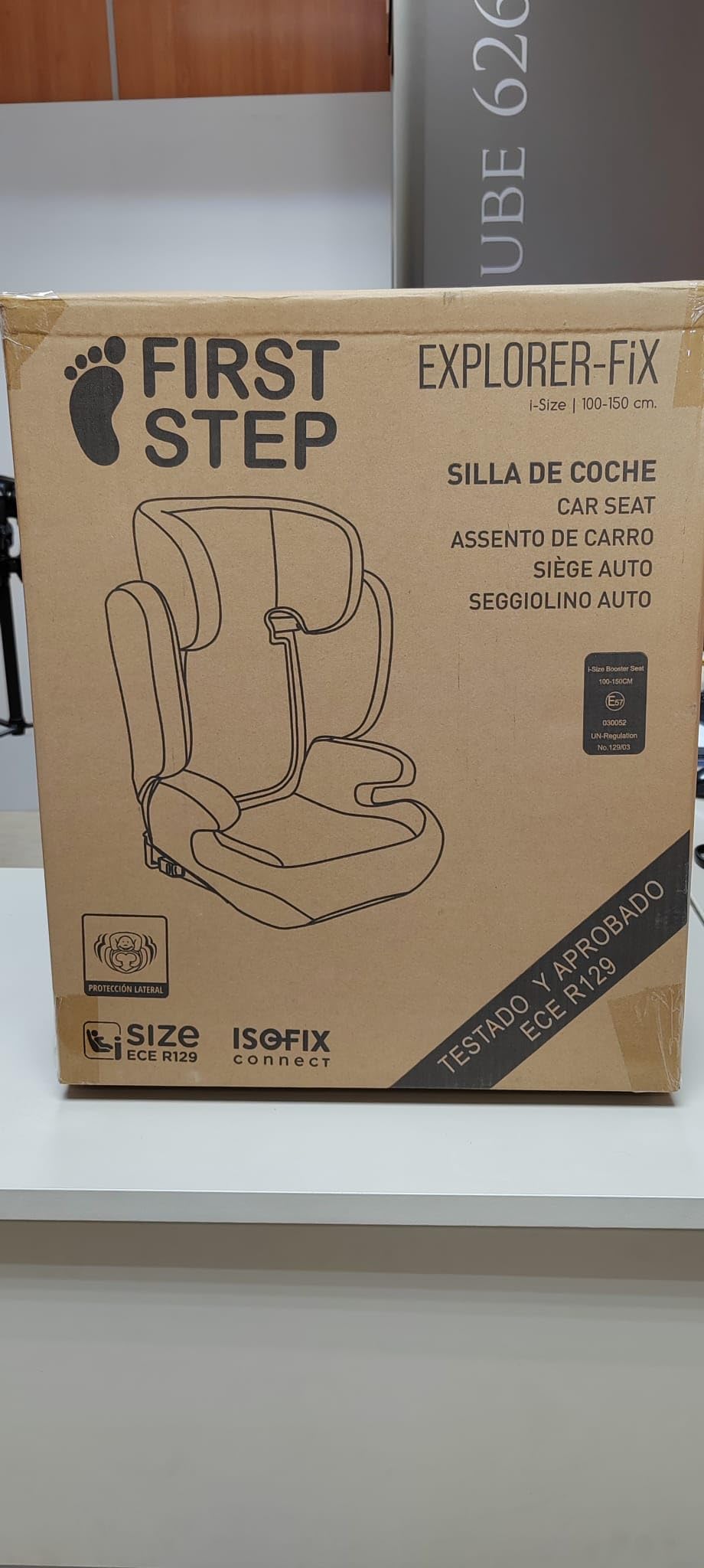 First Step Explorer Fix Silla Coche Niño i-Size (100-150 cm), Grupo 2/3 ISOFIX, Reposacabezas 13 Posiciones, Reclinable, Protección Lateral SPS, De 3,5 a 12 Años, Convertible en Alzador, Negro