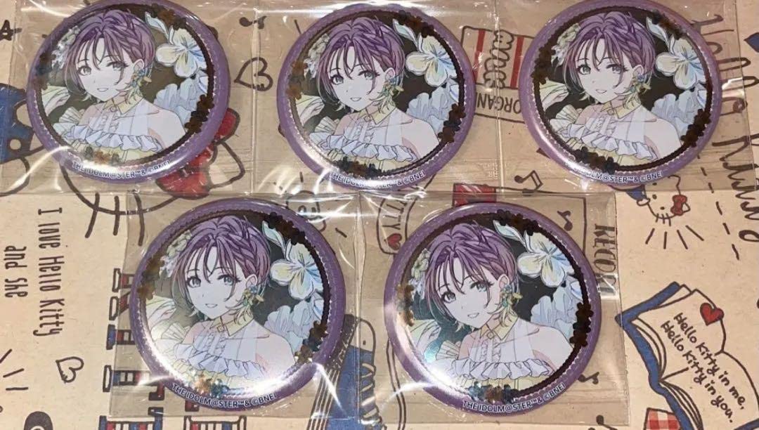 Amazon.co.jp: シャニマス 浅倉透 ジュエリー 缶バッジ : おもちゃ