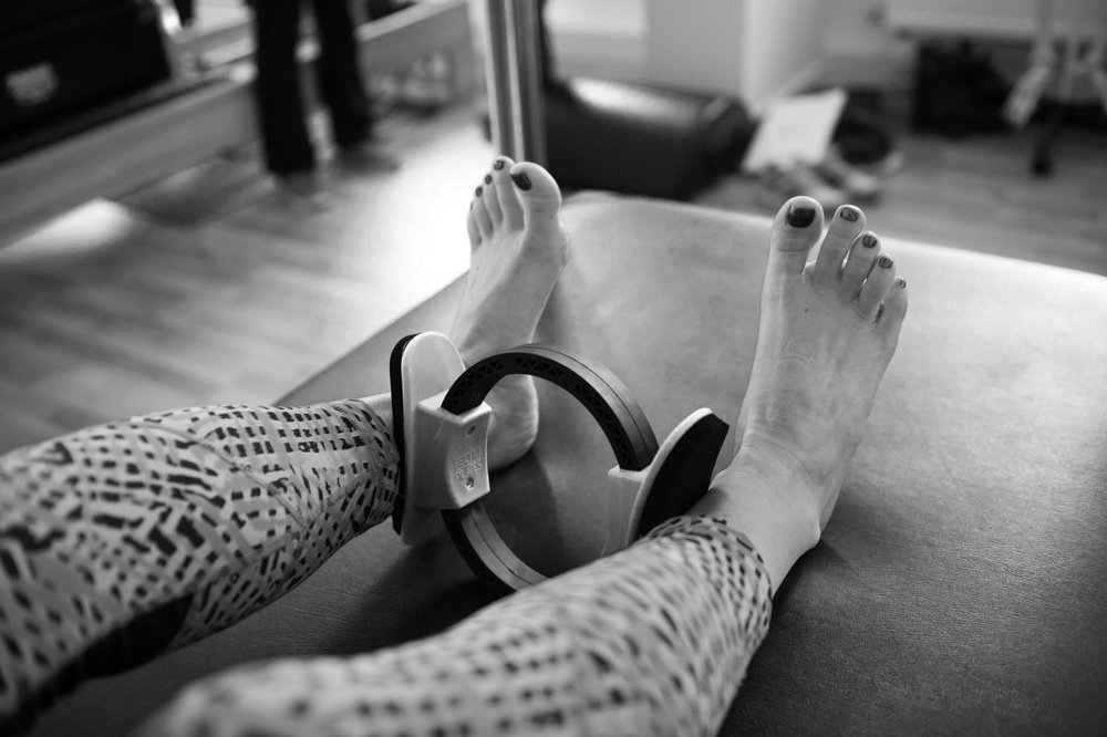 Mini Magic Circle / mały pierścień do pilatesu – narzędzie do pilatesu