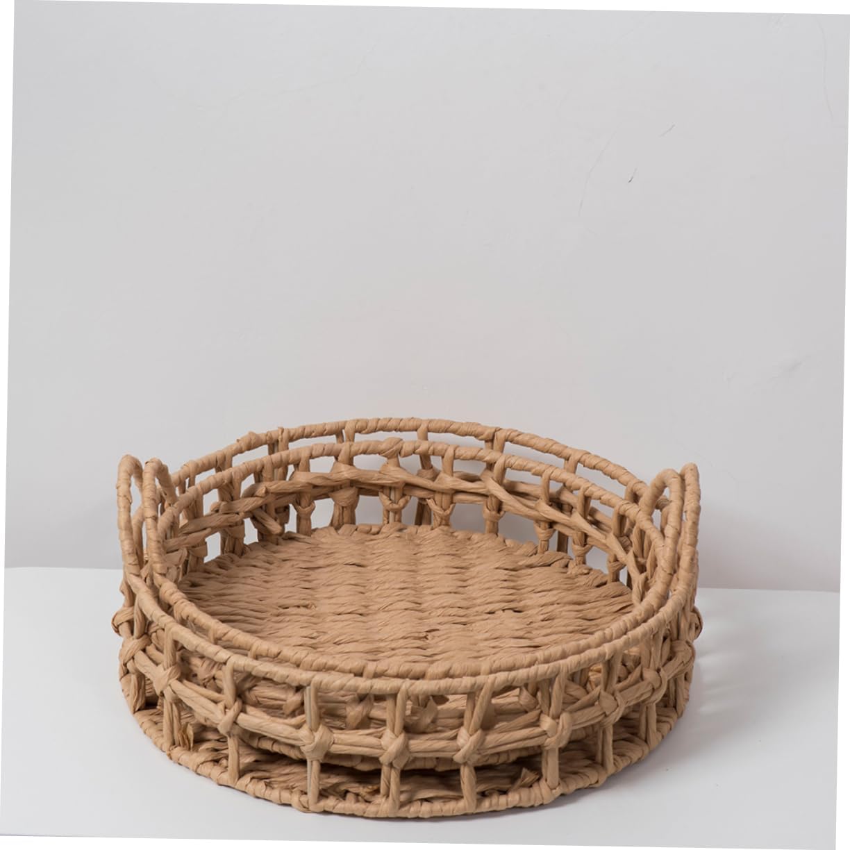 PRETYZOOM 1pc Woven Fruit Basket for Kitchen and Dining Round Storage Organizer Handles for Serving Bread Fruits and Vegetables Small Home Restaurant Use