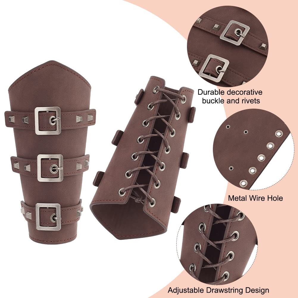 NBEADS 2 Juego de Protectores de Brazo de Piel Sintética para Adultos, Brazaletes de Hebilla de Cuero Medievales de 19.5x23.8x1.5 cm Muñequera Hebilla Brazalete Ancho, Coco Marrón