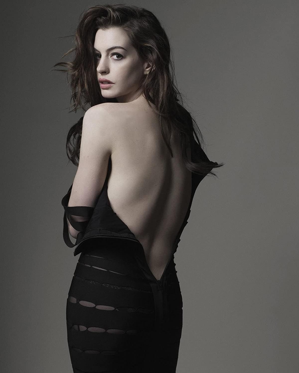 fotos4you Anne Hathaway 8 x 10 / 8x10 Glossy Photo Picture Image #8