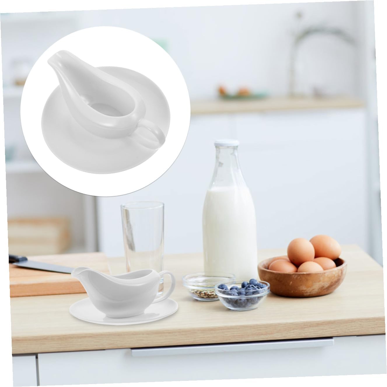 Sauce Container with Tray White Gravy Boat for Steak Tomato Sauce Seasoning Jug Lightweight Safe for Home Kitchen Party Picnic