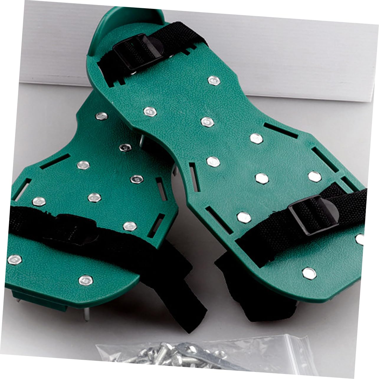 BESPORTBLE 80pezzi Scarpe Chiodate Da Giardino Con Cinturini Regolabili Per Aerare Terreno e Mantenere Prato Salute Accessori Per La Manutenzione Del Giardino Aree Verdi