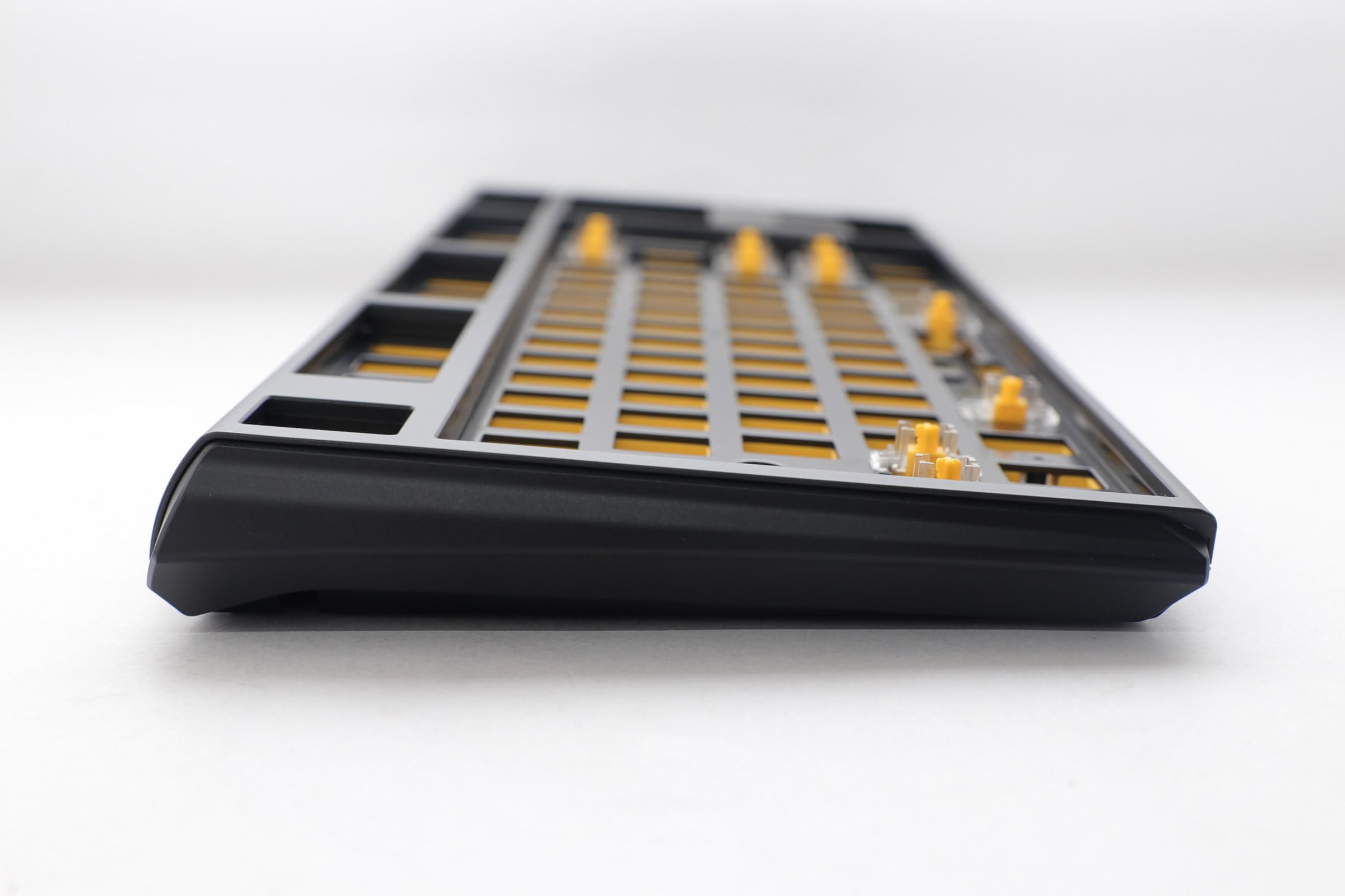 Amazon.co.jp: Ducky One 3 TKL ブラック ベアボーン ホットスワップ