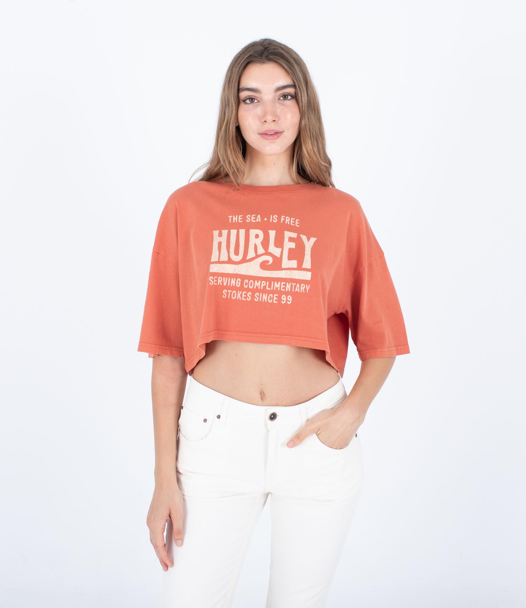 Hurley Short Sleeves Cropped T-Shirt Women - Stoked Boyfriend