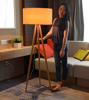 Amazon.co.jp : 三脚フロアランプモダンな木製フロアライト布シェード