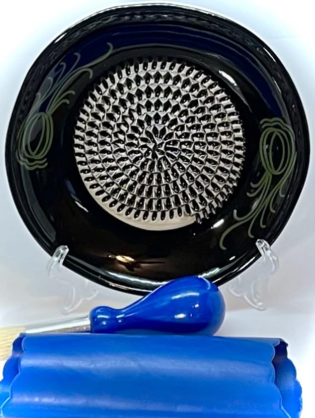 BonCera, All-in-one Premium Ceramic Garlic Grater Plate 4-Piece Set - Black Garlic Design - for Garlic, Ginger, Chocolate, and More! - Comes with 5.25