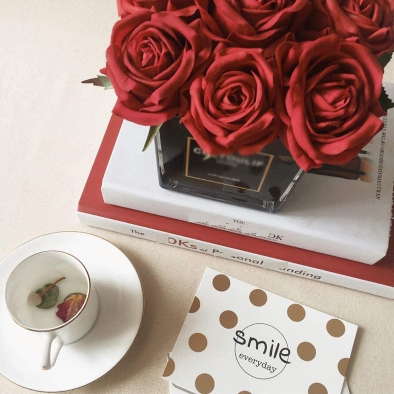Decorazioni Domestiche Fiori Splendidamente Artificiali Rosa Rossa Simulazione Floreale Set da Tavolo Decorativo Fiori Finti
