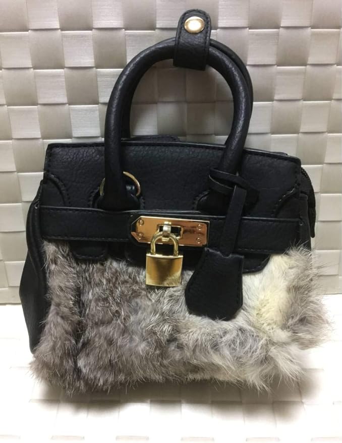 Amazon Co Jp 美品 Dith ディス ミニ バッグ ショルダー かばん ラビット ファー ホビー 通販