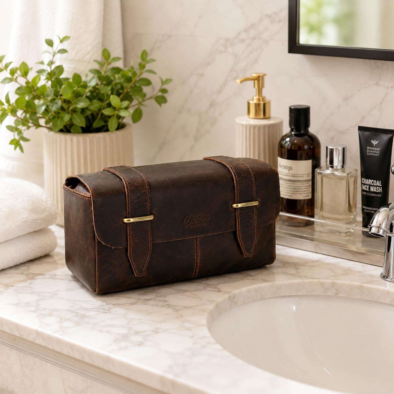 cuero CLA - Neceser de cuero de grano completo de alta calidad para hombres y mujeres | Kit de dopp vintage y bolsa para kit de afeitado | Bolsa organizadora de viaje hecha a mano y herrajes de latón
