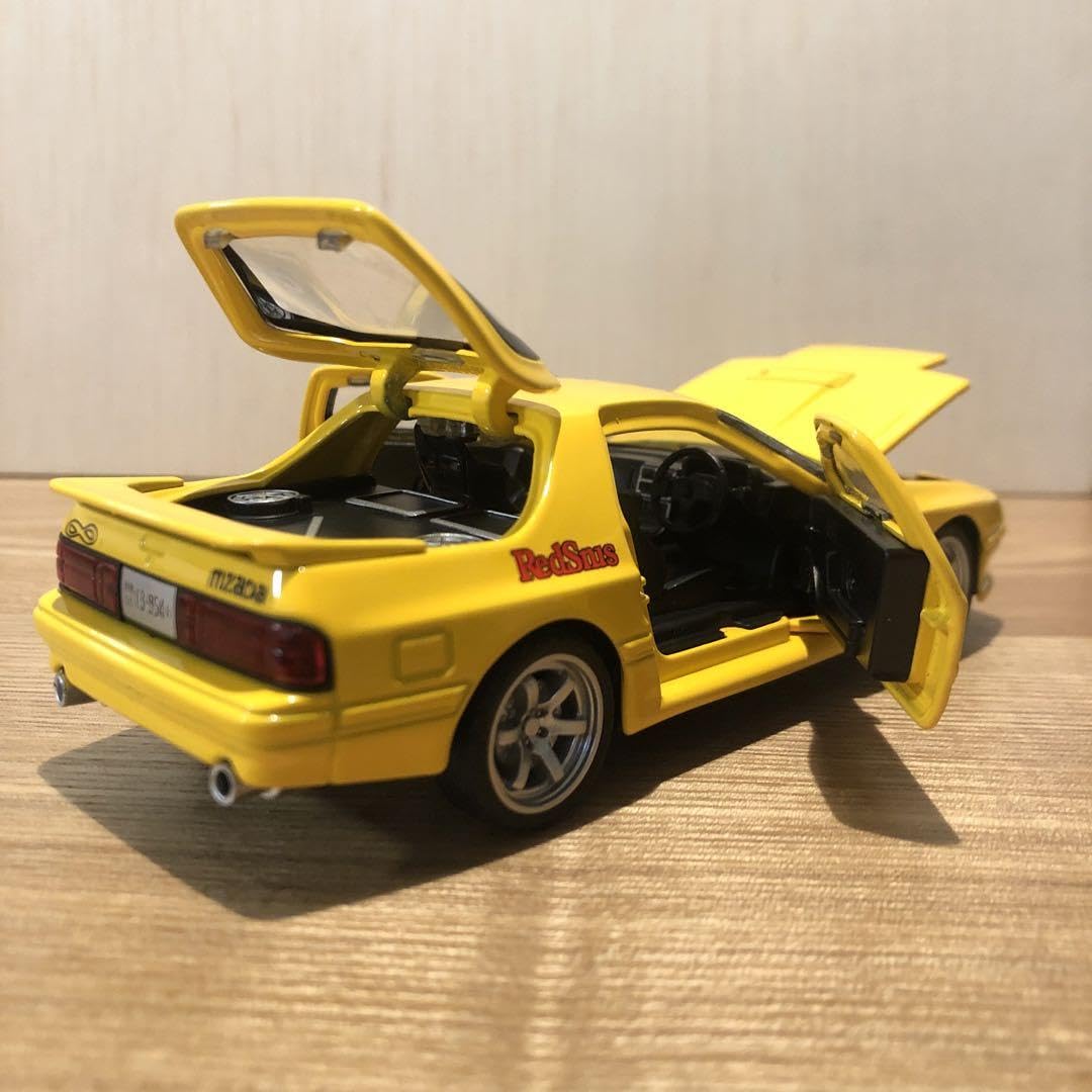 ガ*フ様 頭文字D マツダ RX-7 FC3S 1/32 ミニカー 白 旧車 イ 頭文字D ミニカー FC3S マツダ RX-7 ホワイト イニシャルD FC