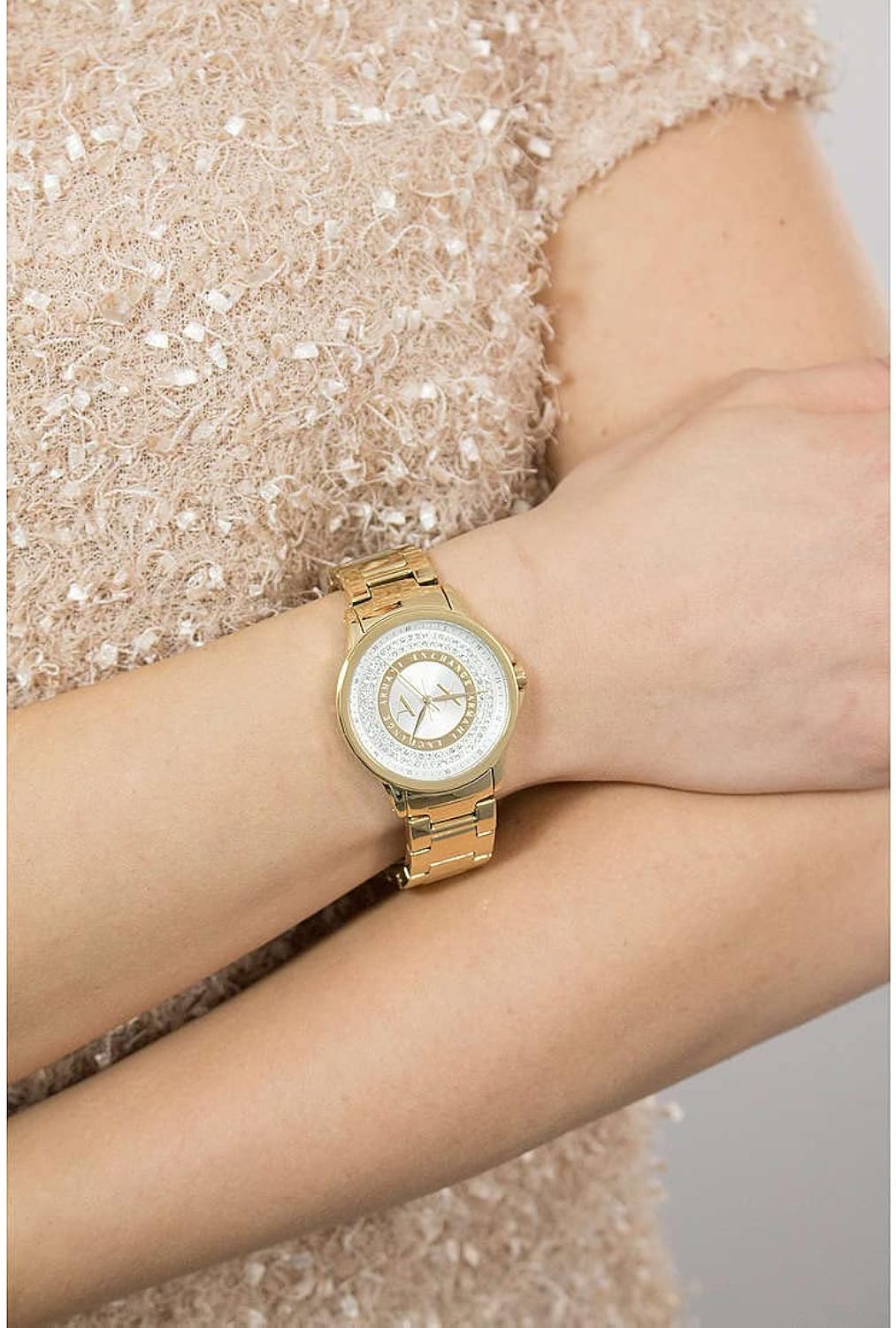 Armani Exchange Orologio da donna a tre lancette in acciaio inossidabile con cassa da 35 mm e cinturino in acciaio inossidabile Armani Exchange Orologio da donna a tre lancette in acciaio inossidabile con cassa da 35 mm e cinturino in acciaio inossidabile