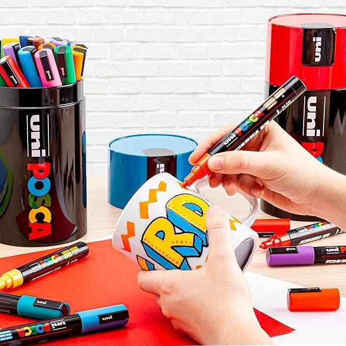 Posca Uniposca Set met acrylstiften, ronde punt, 1,8-2,5 mm, kleuren voor stof, hout, glas en meer, aquarelstiften, Uni Posca Professional en schrijfwaren, water-/lichtbestendig