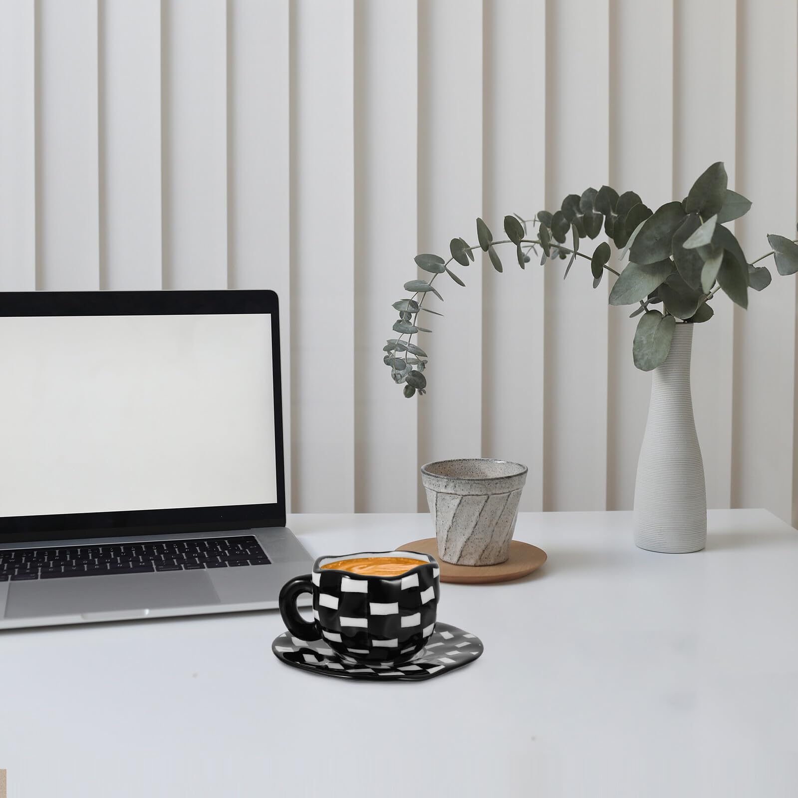 Schwarz Weiß Karierter Keramik Kaffeebecher Mit Untertasse Robust Glatte Ränder Für Zuhause Büro Café