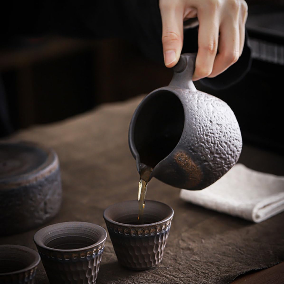Japanese Style Pottery Tea Dispensing Cup for Loose Leaf Service