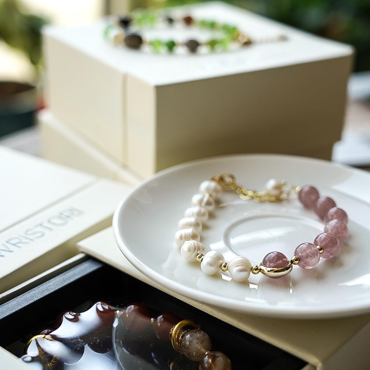 Women's Natural Strawberry Crystal & Baroque Pearl Beaded Bracelet, 8mm Simple Elegant Design, Attracts Love & Luck - Image 5